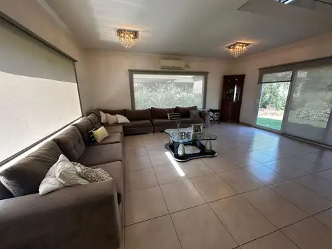 Casa en Venta en Fincas de San Vicente, USD 260.000