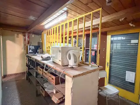 VENTA CASA 3 AMB + LOCAL AVELLANEDA