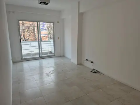 Bolivar 6100, Piso 1°