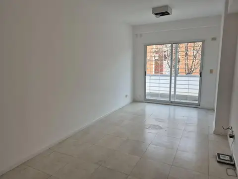 ALQUILER DEPARTAMENTO DE DOS AMBIENTES EN WILDE CENTRO