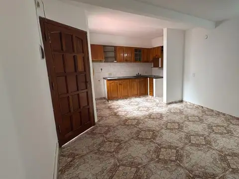 Depto Tipo Casa en Alquiler de 3 dormitorios