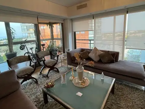 Departamento en Alquiler de 3 dormitorios