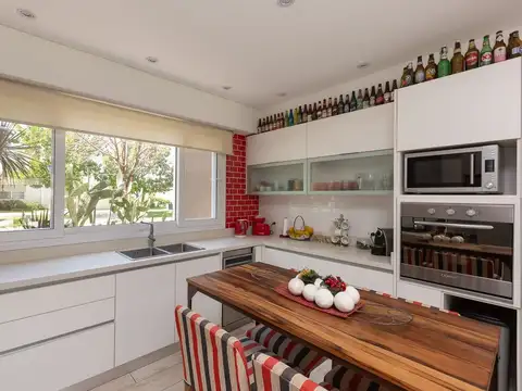 VENTA CASA TERRAVISTA. APTA CREDITO.  PERMUTA.