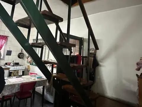 Depto Tipo Casa en Venta 35 años