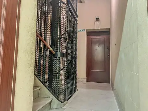 Oficina 5 ambientes con 1 baño