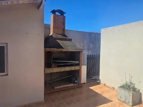 Depto Tipo Casa en Venta en Jose Leon Suarez, USD 55.000