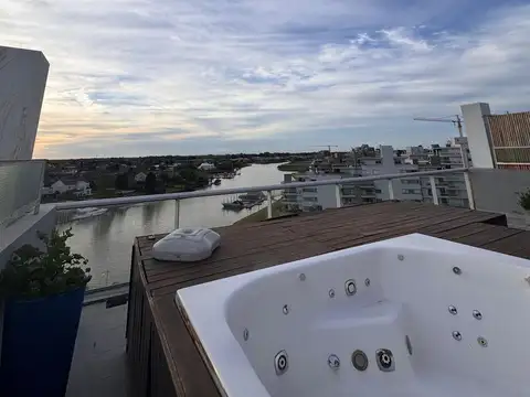 Avenida del Puerto 500