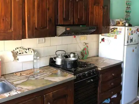 VENTA DE CASA EN LA PAZ 2430-DON TORCUATO