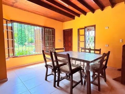 Casa en Venta con 1 cochera