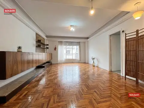 Venta Departamento 5 ambientes en Villa Crespo con balcón y patio