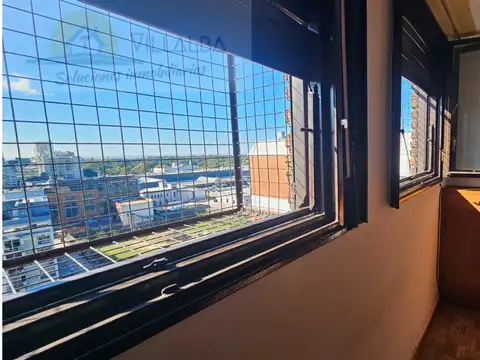 Monoambiente Apto Profesional con Vista Abierta al Río-  A metros de Plaza Italia-