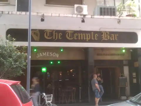 Marcelo Torcuato De Alvear 900