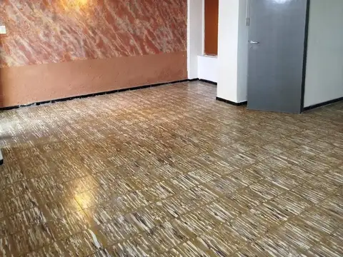 Departamento en Alquiler en Cuarta Sección, $ 350.000