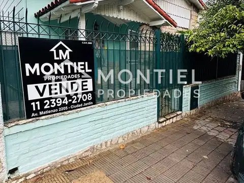 Casa Chalet  en Venta en El Palomar, Morón, G.B.A. Zona Oeste