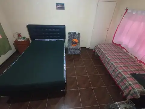 Casa en Venta con 4 cocheras