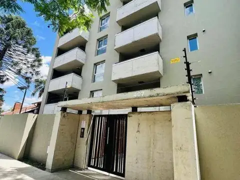 Esquina V. Alsina y Gral. Paz.