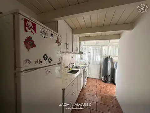 Casa en Barrio Playa bonita, sagitario al 100