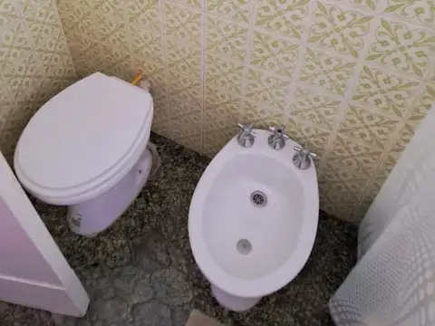 Casa en venta 3 amb con cochera en Tablada