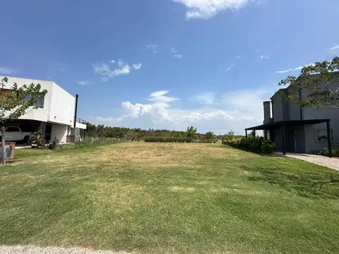 Venta Lote c/Financiación barrio Acacias Puertos del Lago Escobar
