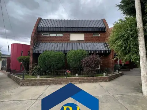 CASA EN VENTA - SANTA CRUZ - RIO GALLEGOS - AVENIDA PRESIDENTE JUAN DOMINGO PERON Nº222