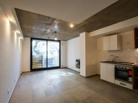 Departamento dos dormitorios con patio en barrio Abasto Rosario