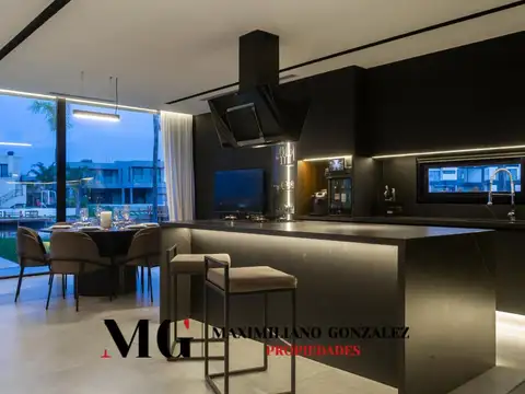Casa en Venta de 4 dormitorios