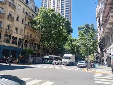 Avenida Rivadavia 800