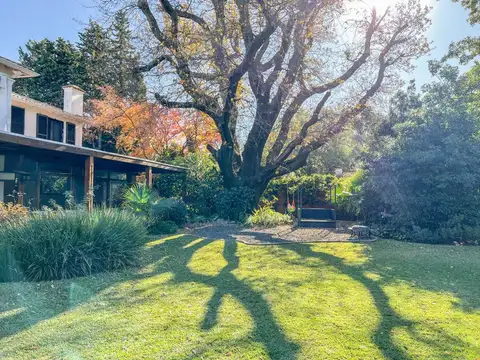 Casa en Martinez - Venta / Alquiler