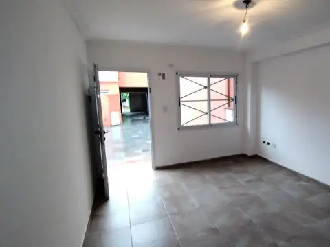 Depto Tipo Casa en Venta de 2 ambientes