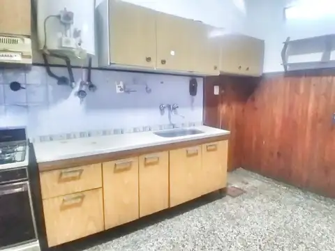 Depto Tipo Casa en Venta 47 años