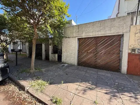 Venta casa lote propio  cochera en Jose Ingenieros