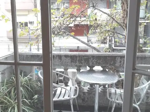 Departamento 4 ambientes amoblado. Villa Crespo.