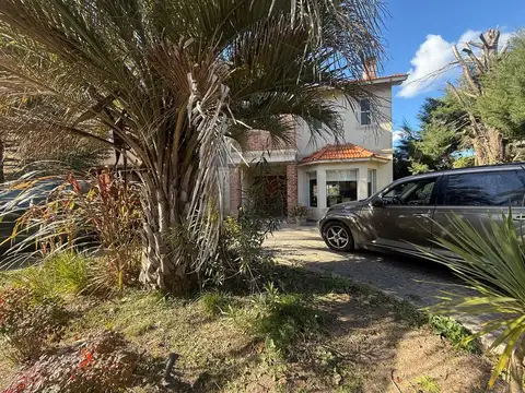 Casa en Alquiler de 4 dormitorios
