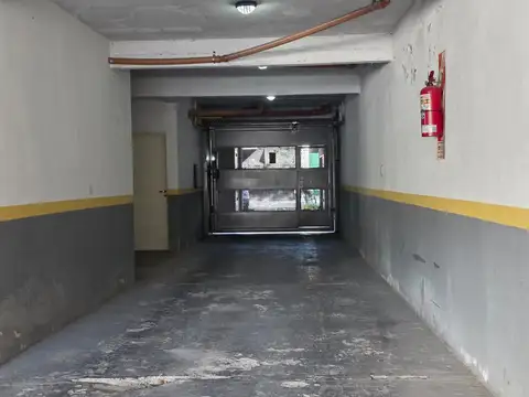 Cochera en Venta - Villa Pueyrredón | Muy buena ubicación