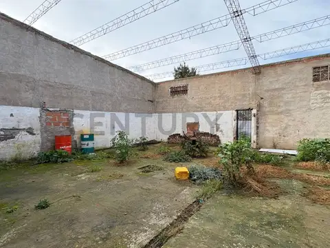 Loberia 1400, Piso 1450