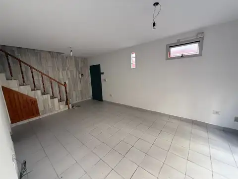 Depto Tipo Casa en Venta en Boedo, USD 124.500