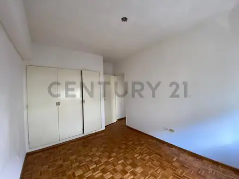 Departamento en Alquiler 43 años