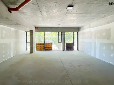 Local en Alquiler en Olivos Maipu/Uzal, USD 3.000