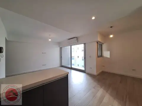 Departamento en Alquiler en Monserrat, $ 600.000