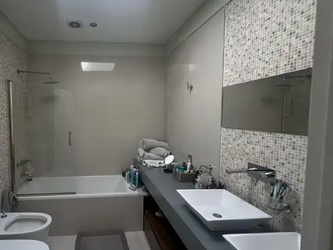 Casa en Venta en Villa Gobernador Udaondo, USD 390.000