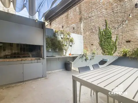 Venta / Permuta - Casa 3 dormitorios con vista al río y cochera para 4 autos - La Florida, Rosario.