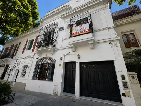 RETASADO  Venta de Casa 4 Ambientes Con Cochera, Patio, y SUM en el Barrio Inglés - Caballito