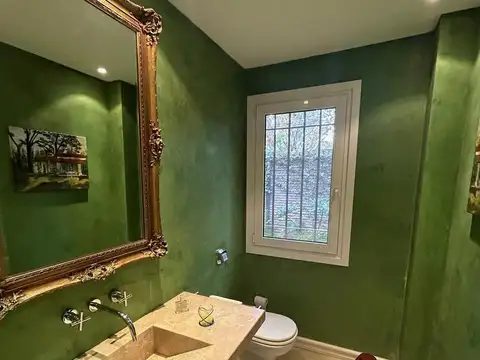 Casa en Venta con 6 cocheras