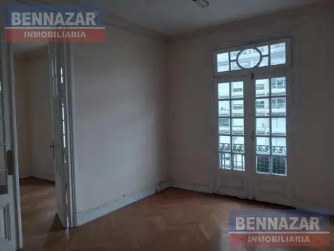 VENTA OFICINA EN SAN CRISTOBAL