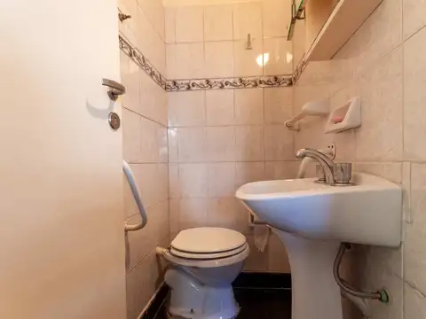 Depto Tipo Casa en Venta con 1 cocheras