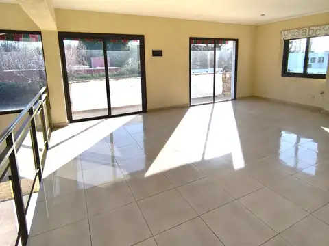 Casa en Venta en Las Compuertas, USD 300.000