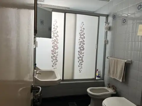 Departamento 5 ambientes con 1 baño