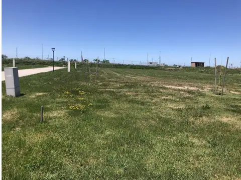 Terreno en Venta 10  mts Fondo