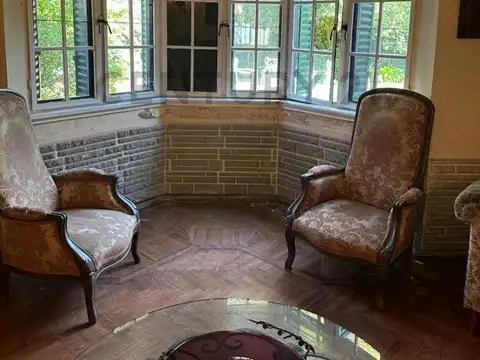 Casa estilo ingles en la mejor zona de La Lucila.