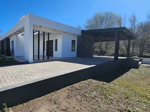 Casa en Venta en Villa Carlos Paz, USD 245.000